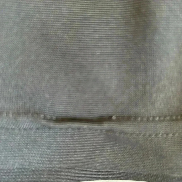 OGIO Women’s Pullover Size Med by measure-tags faded. Rabbit Face logo signature - Picture 13 of 16